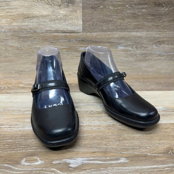 Clarks Black Leather Mary Jane Wedge Heel Women's Size 8 - Picture 6 of 6